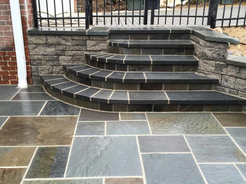 Thermal flagstone steps and patio